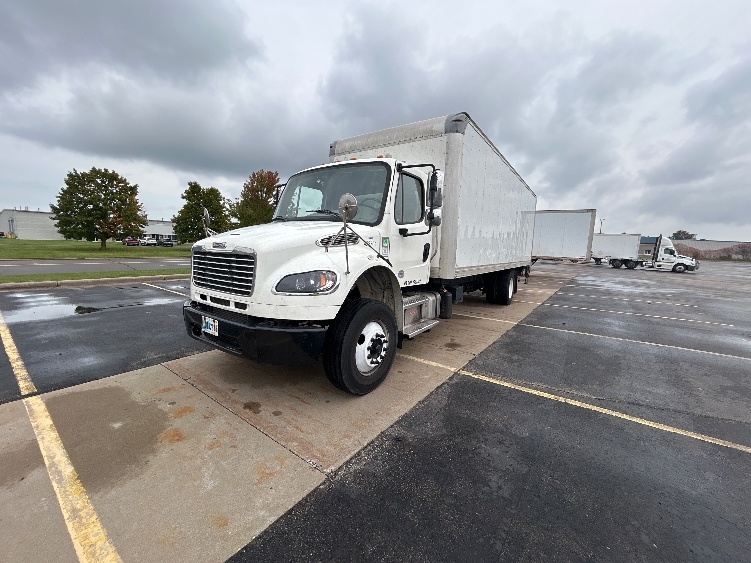2022 Freightliner eM2 in Rothschild, WI — photo 3