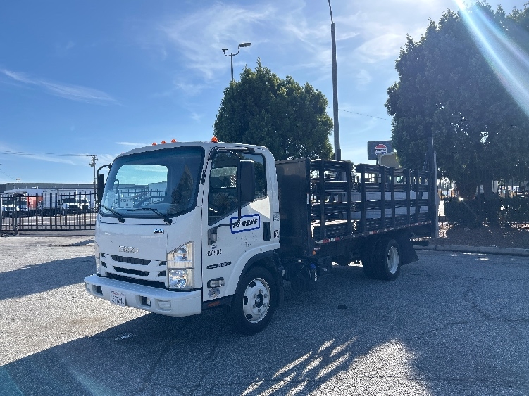 2022 Isuzu NQR in Torrance, CA — photo 3