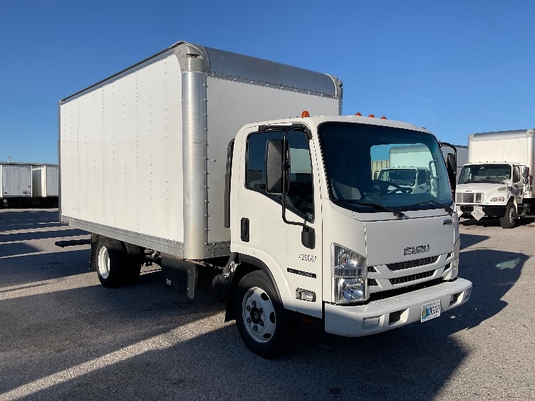 2022 Isuzu NRR in Moberly, MO