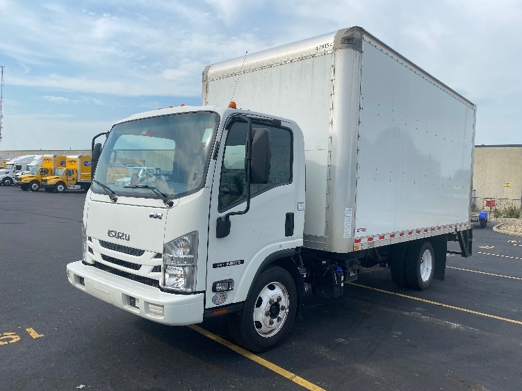 2022 Isuzu NRR in Indianapolis, IN — photo 3