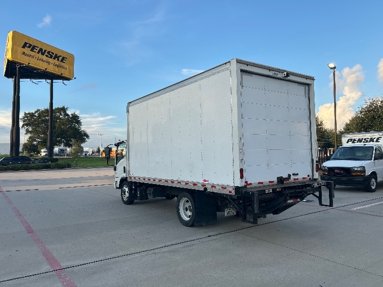 2022 Isuzu NQR in Houston, TX — photo 6