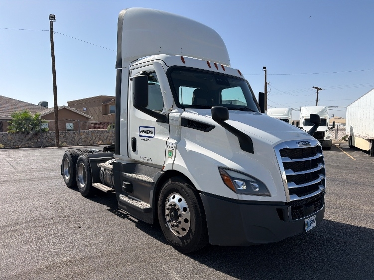 2022 Freightliner Cascadia in El Paso, TX