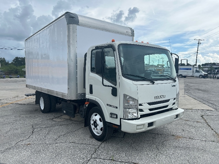 2022 Isuzu NRR in Tampa, FL