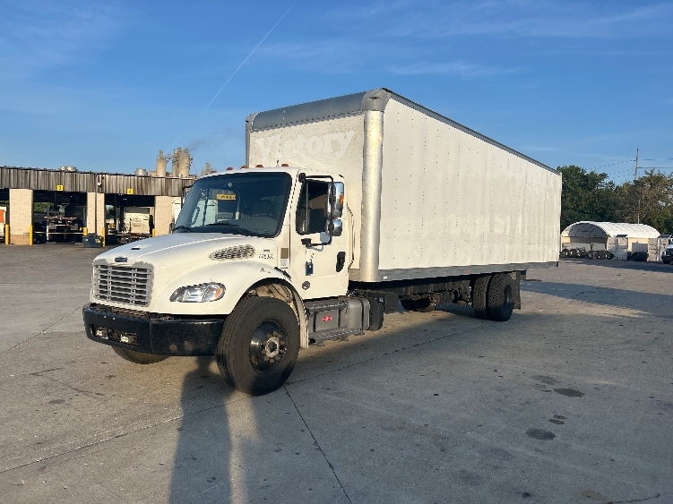 2022 Freightliner eM2 in Chicago (Melrose Park), IL — photo 3