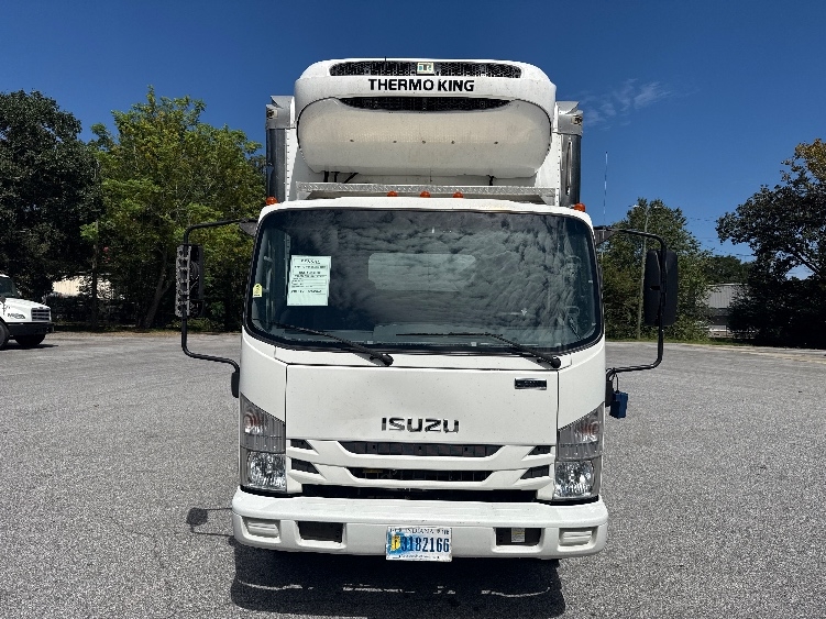2022 Isuzu NRR in Pensacola, FL — photo 2