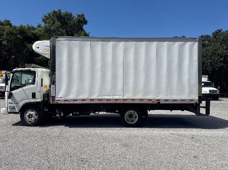 2022 Isuzu NRR in Pensacola, FL — photo 4