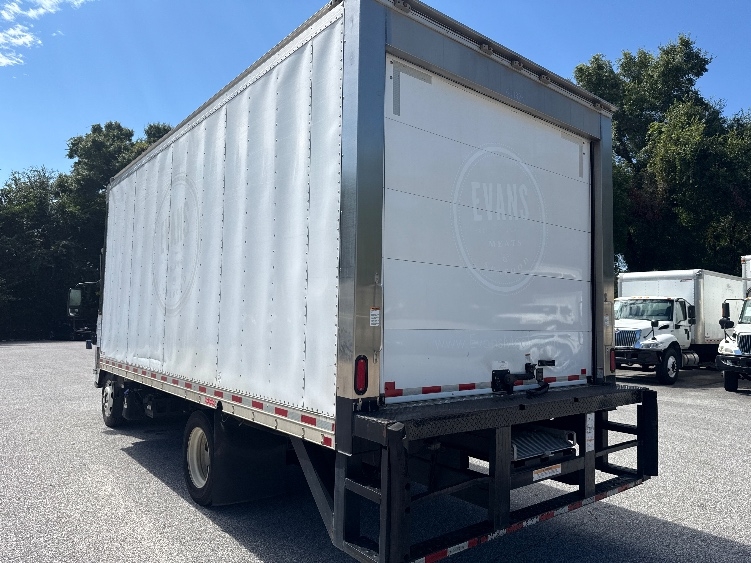 2022 Isuzu NRR in Pensacola, FL — photo 6