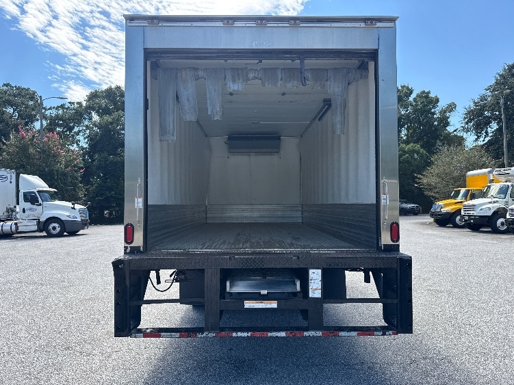 2022 Isuzu NRR in Pensacola, FL — photo 8