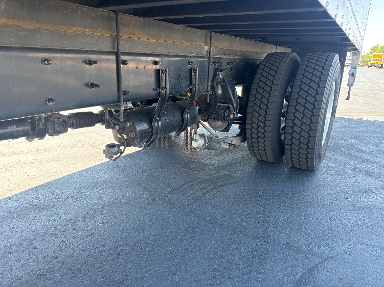 2022 Freightliner eM2 in Kansas City, MO — photo 5