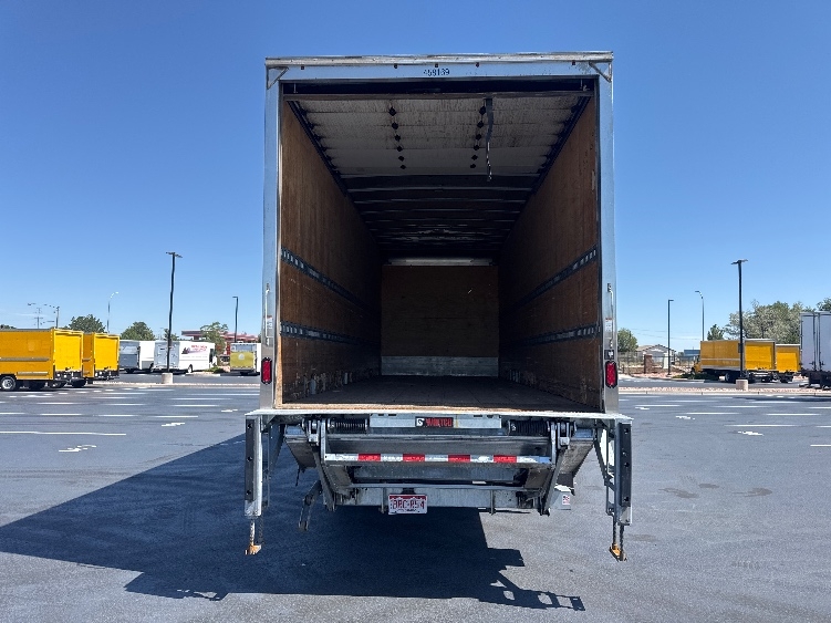 2022 Freightliner eM2 in Kansas City, MO — photo 8