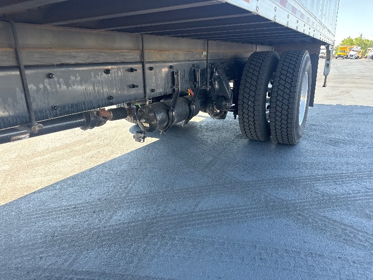 2022 Freightliner eM2 in Kansas City, MO — photo 5
