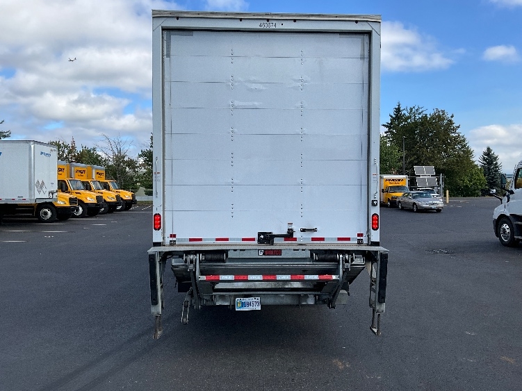 2022 Freightliner eM2 in Portland, OR — photo 7