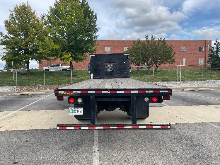 2023 Freightliner eM2 in King Of Prussia, PA — photo 7