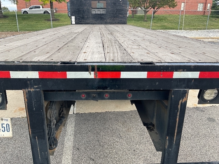 2023 Freightliner eM2 in King Of Prussia, PA — photo 8