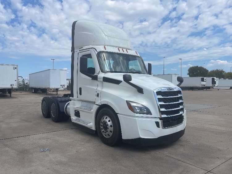 2023 Freightliner Cascadia in Dallas, TX