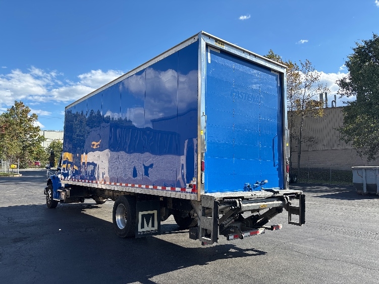 2022 Freightliner eM2 in Jessup, PA — photo 6