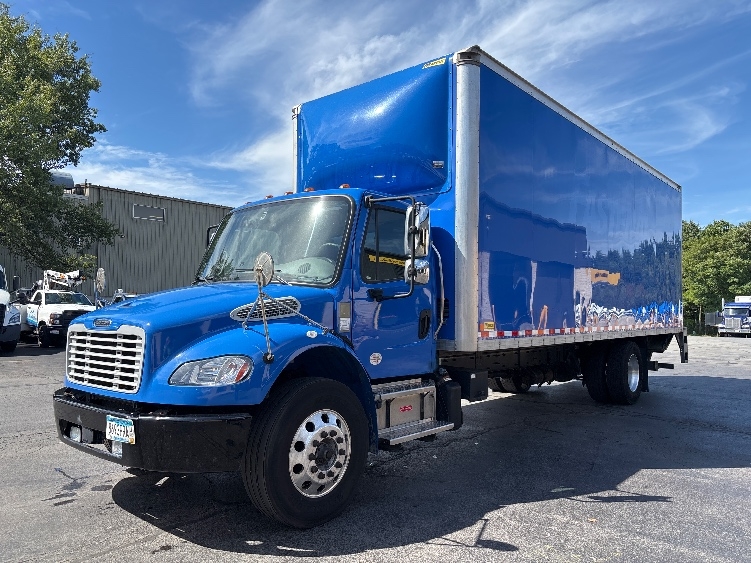 2022 Freightliner eM2 in Jessup, PA — photo 3