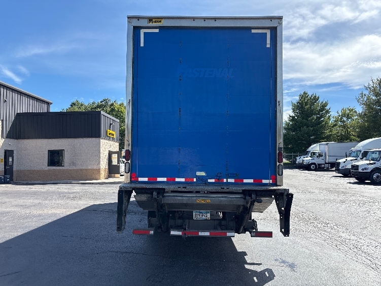 2022 Freightliner eM2 in Jessup, PA — photo 7