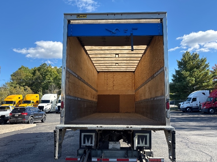 2022 Freightliner eM2 in Jessup, PA — photo 8