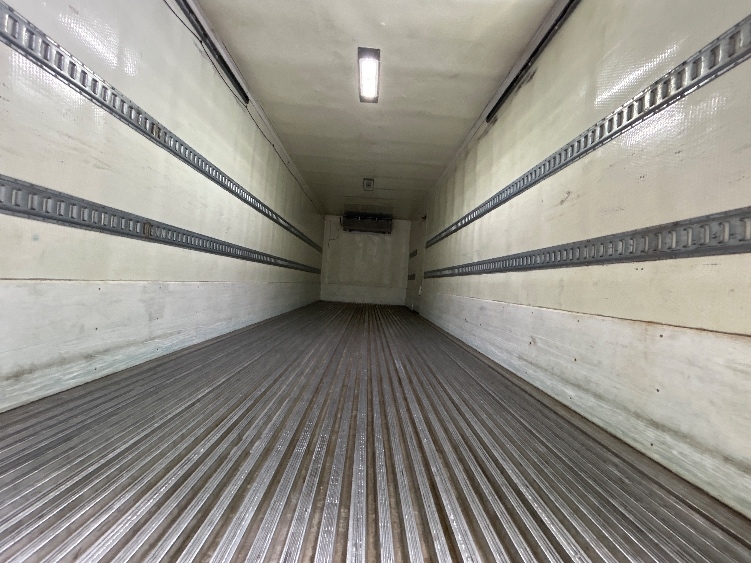 2020 Freightliner eM2 in Braintree, MA — photo 8