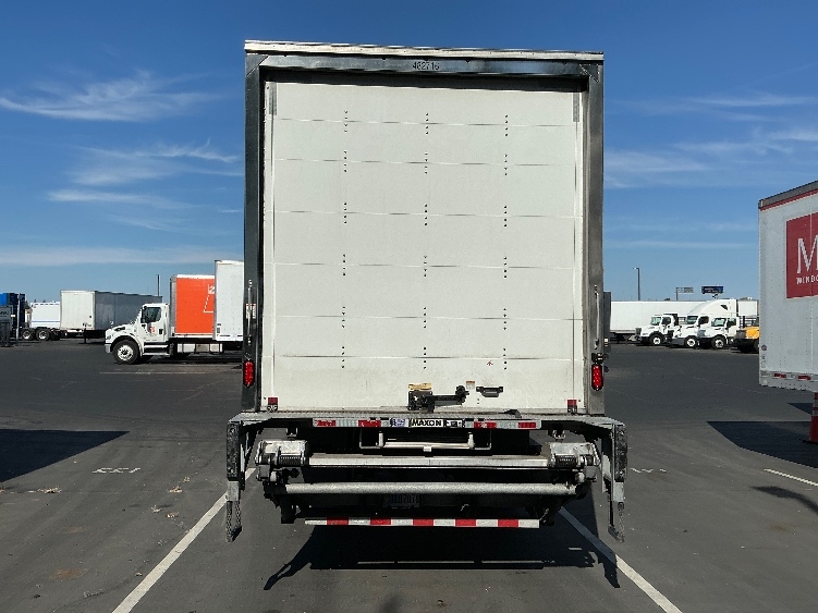 2022 Freightliner eM2 in West Sacramento, CA — photo 7