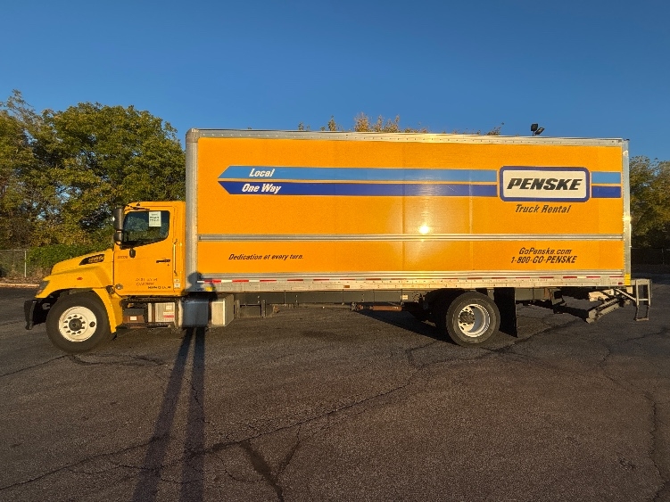 2023 Hino L6 in Brook Park, OH — photo 4
