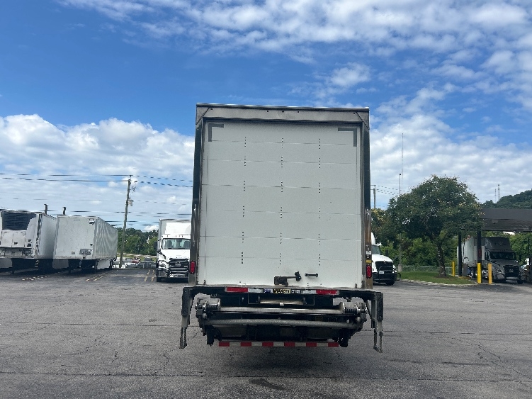 2023 Freightliner eM2 in Dalton, GA — photo 7
