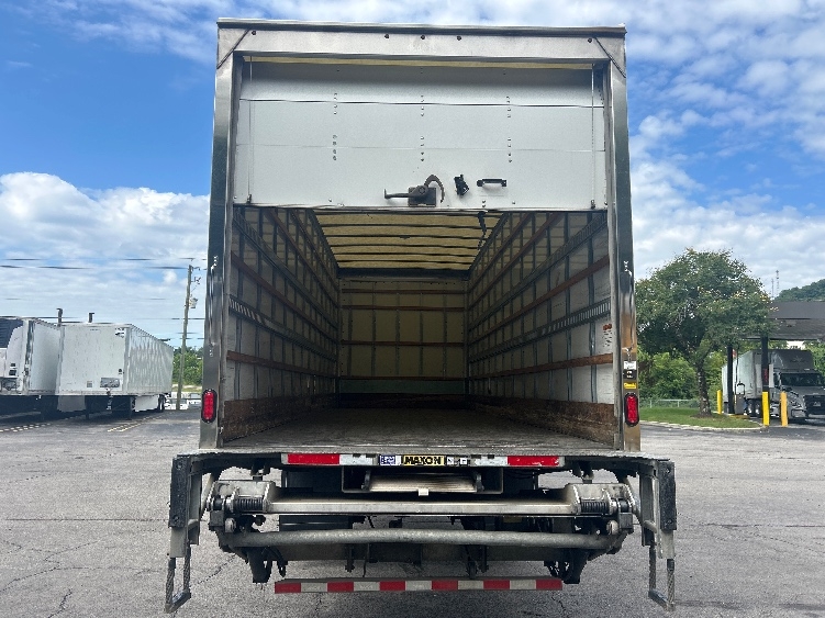 2023 Freightliner eM2 in Dalton, GA — photo 8