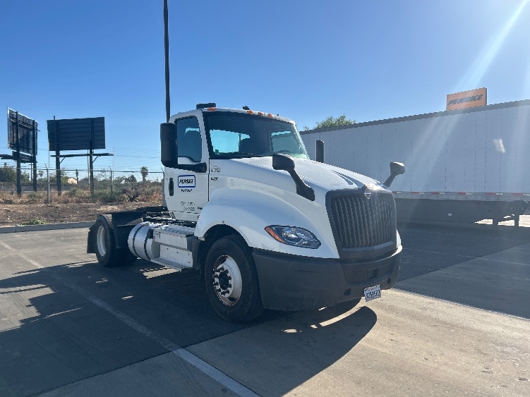 2022 International LT in West Sacramento, CA