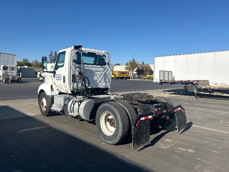 2022 International LT in West Sacramento, CA — photo 5