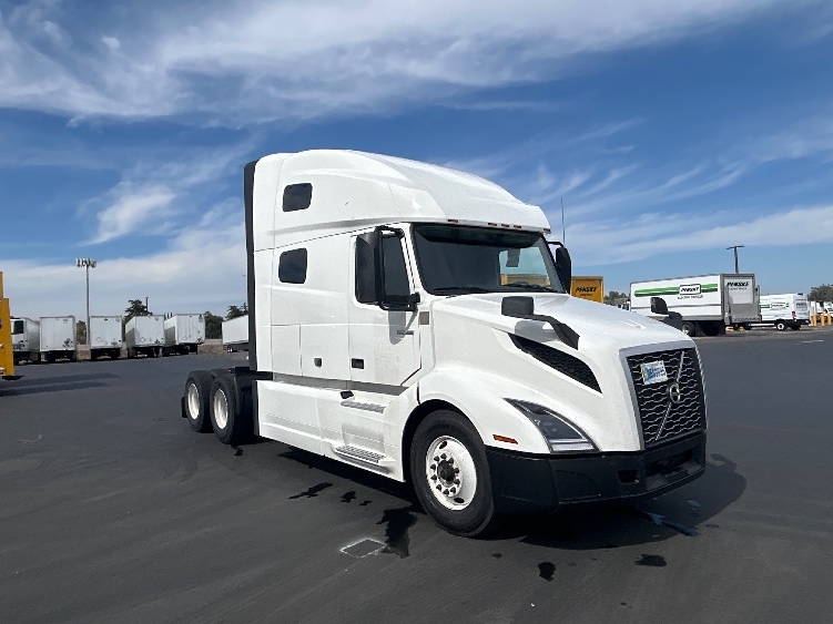 2023 Volvo VNL 760