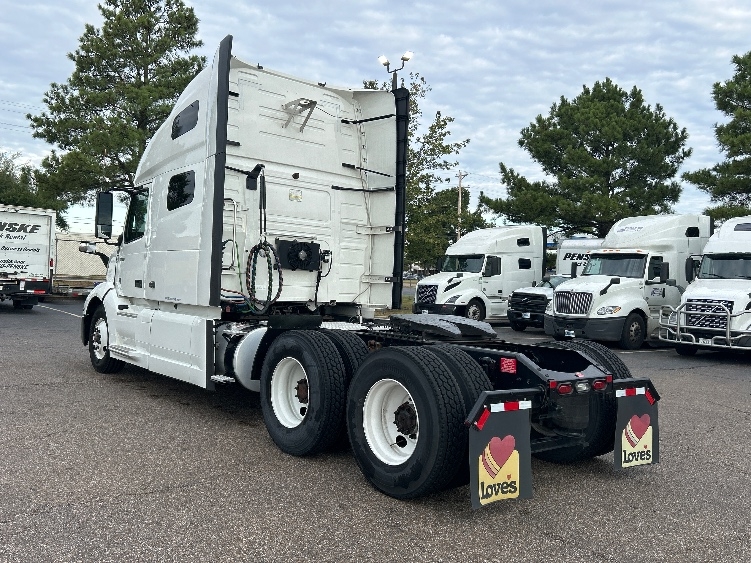 2023 Volvo VNL 760 in Olive Branch, MS — photo 5