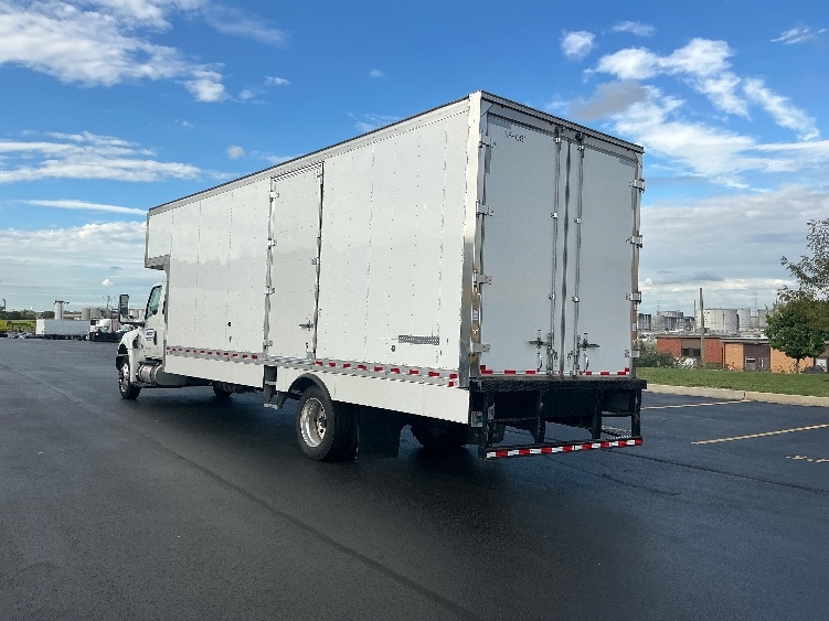 2023 International MV in Melrose Park, IL — photo 6