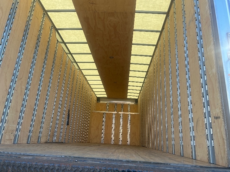 2023 International MV in Melrose Park, IL — photo 8