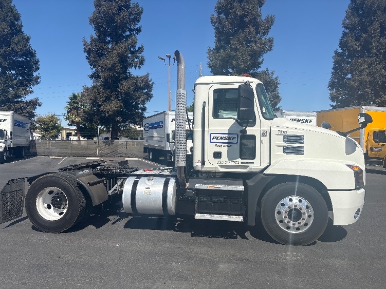 2022 Mack Anthem in West Sacramento, CA — photo 8