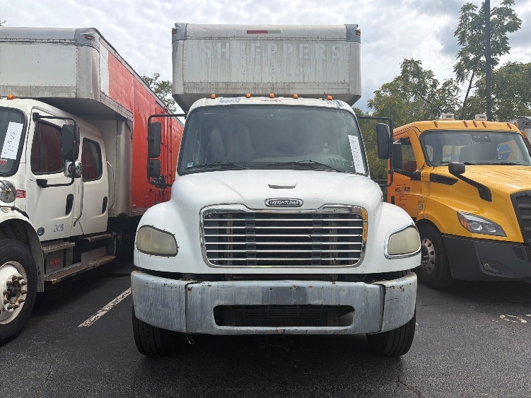 2013 Freightliner eM2 in Parsippany, NJ — photo 2