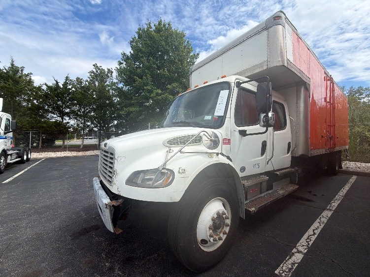 2013 Freightliner eM2 in Parsippany, NJ — photo 3