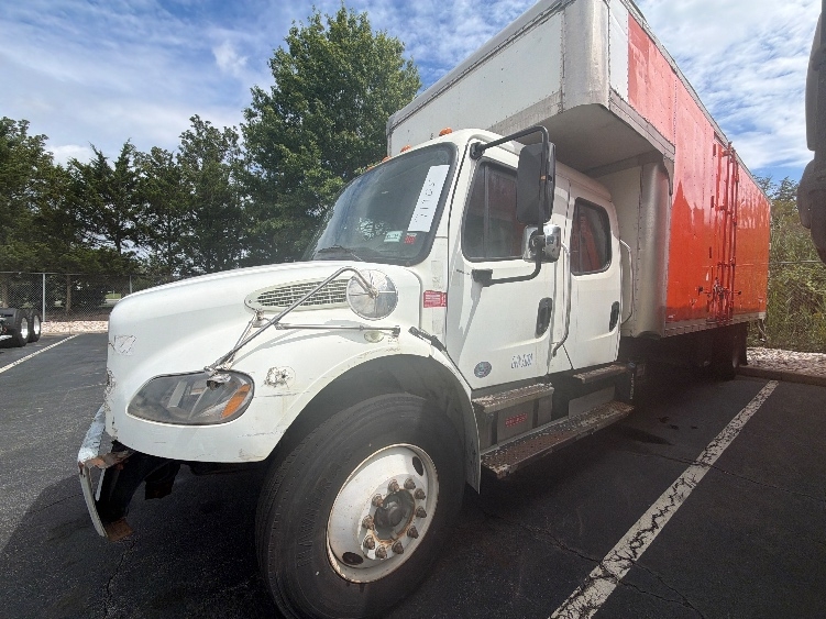 2013 Freightliner eM2 in Parsippany, NJ — photo 4