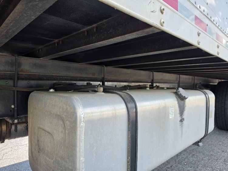 2022 Isuzu FTR in Little Rock, AR — photo 5