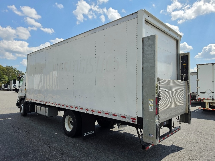 2022 Isuzu FTR in Little Rock, AR — photo 6