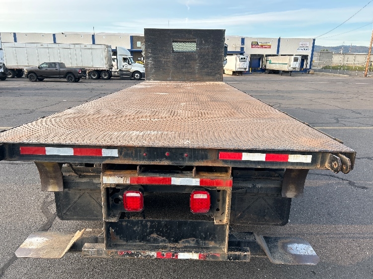 2016 Freightliner eM2 in Medford, OR — photo 8