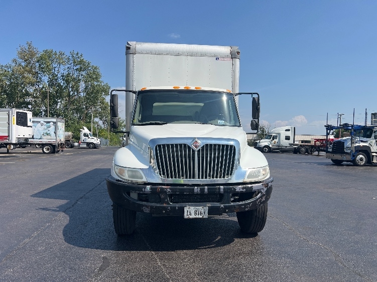 2012 International 4300 in Melrose Park, IL — photo 2