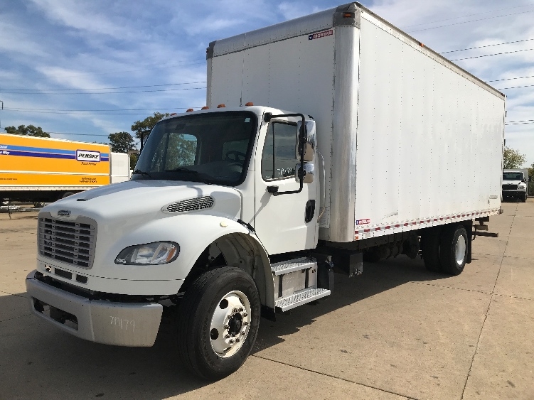 2018 Freightliner eM2 in Allen Park, MI — photo 3