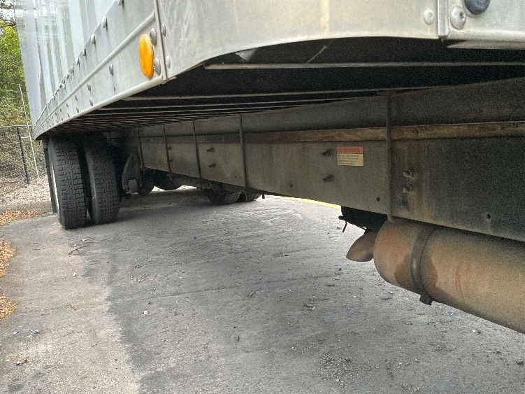 2005 Freightliner eM2 in Austin, TX — photo 7