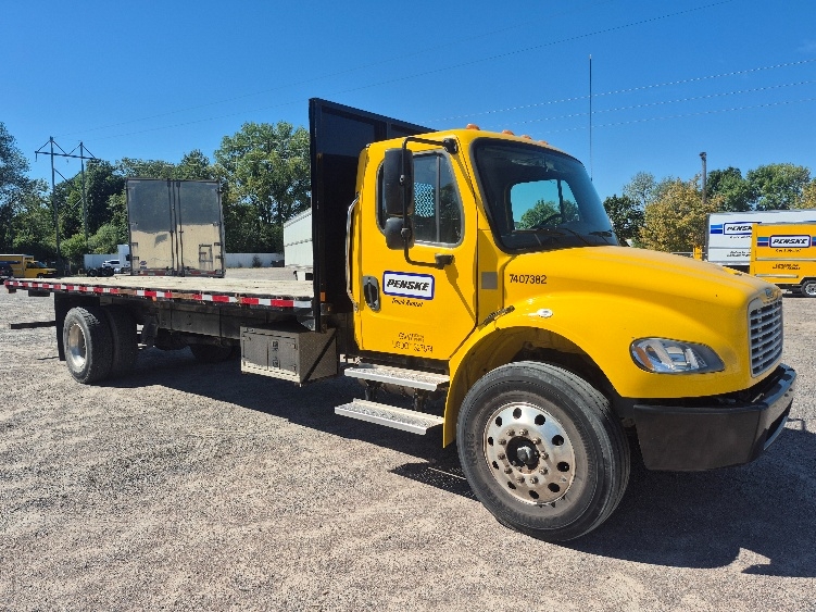 2022 Freightliner eM2