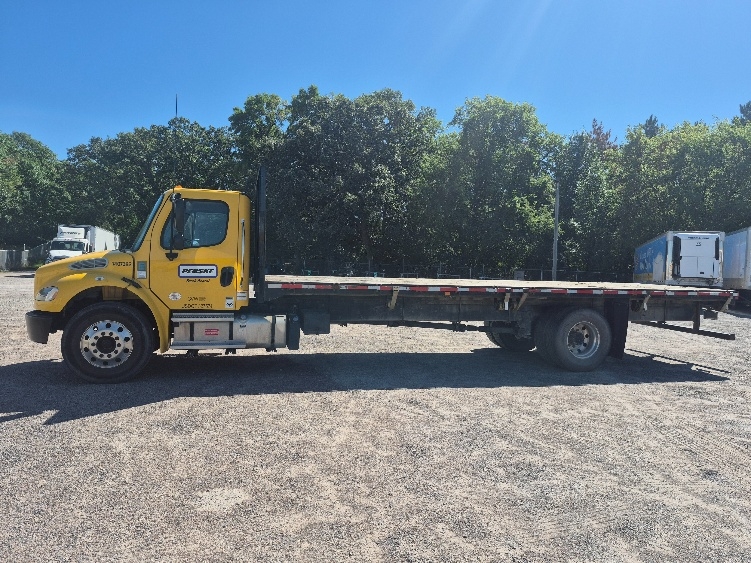 2022 Freightliner eM2 in Brooklyn Park, MN — photo 4