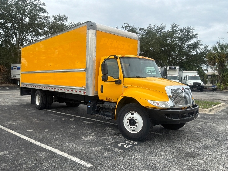 2021 International MV in Jacksonville, FL — photo 3