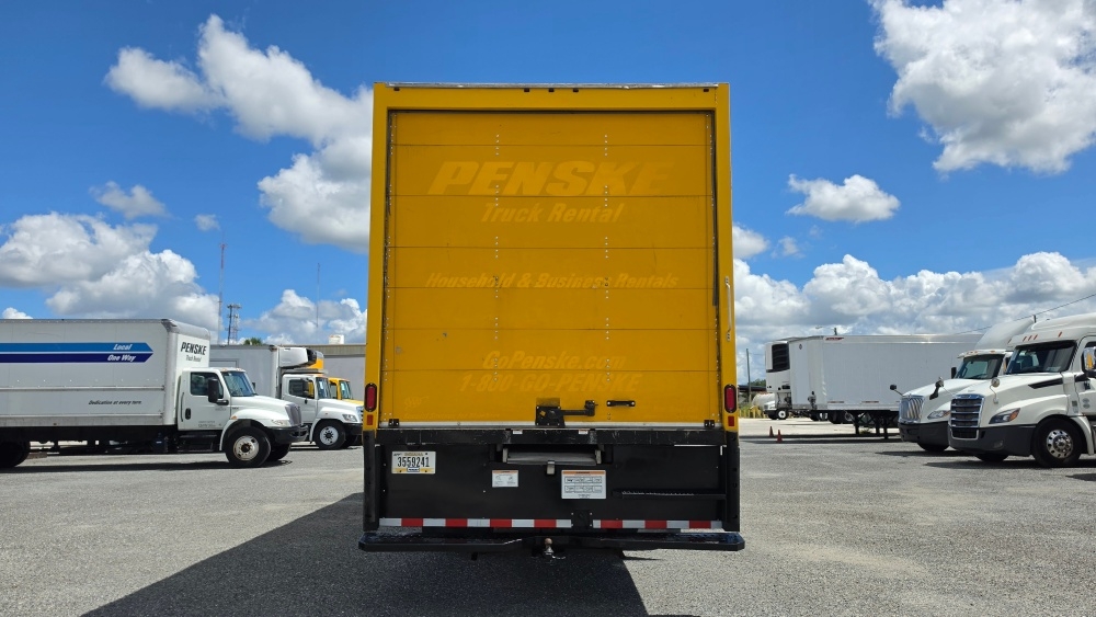 2021 International MV in Ocala, FL — photo 7