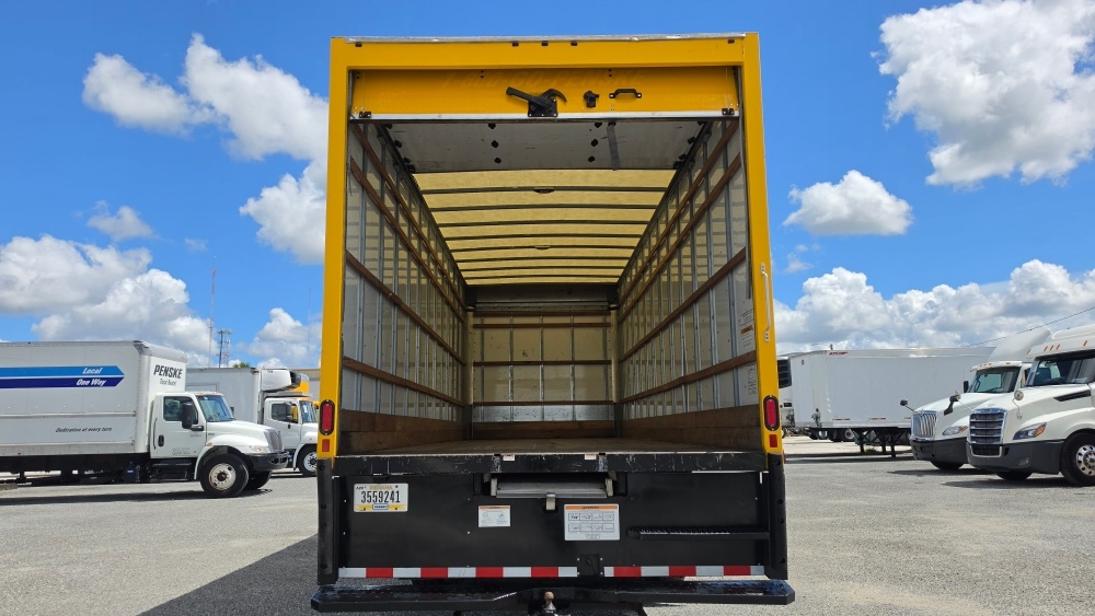 2021 International MV in Ocala, FL — photo 8