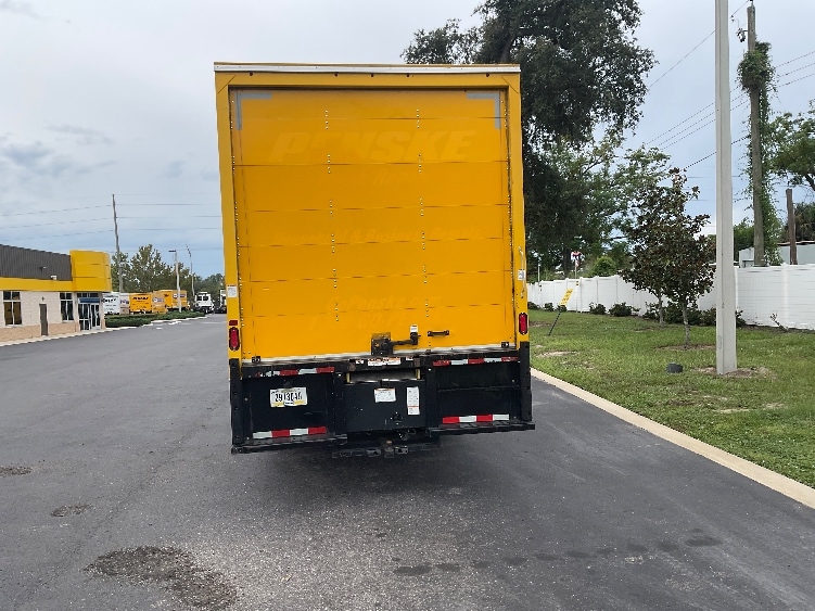 2021 International MV in Ocala, FL — photo 7